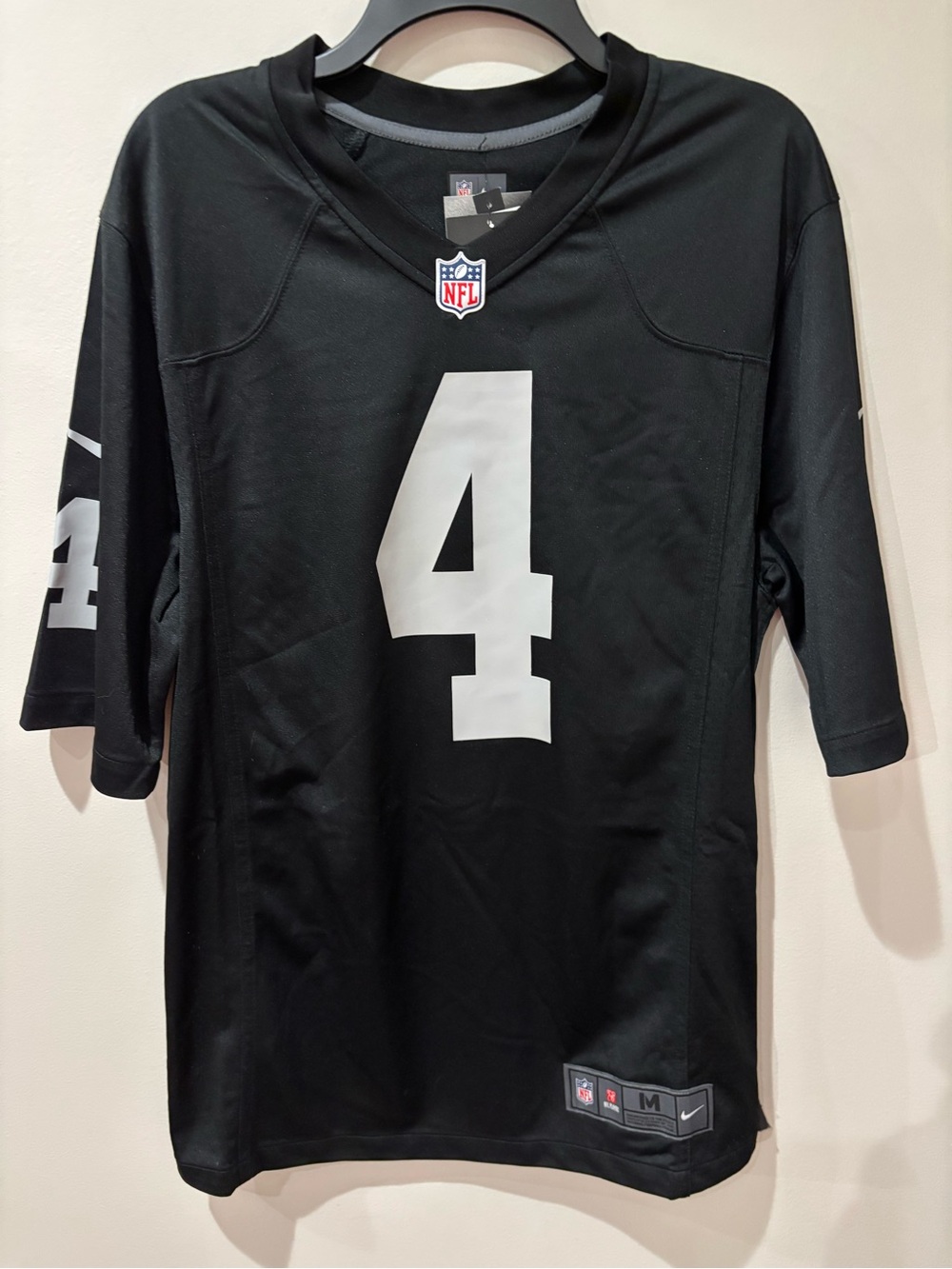 New Oakland Raiders Carr Men’s Medium Jersey